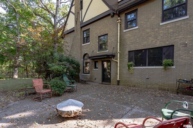 4129 7TH Avenue, Moline, IL 61265