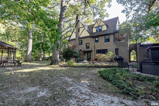 4129 7TH Avenue, Moline, IL 61265