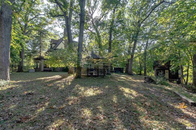 4129 7TH Avenue, Moline, IL 61265