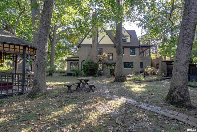 4129 7TH Avenue, Moline, IL 61265