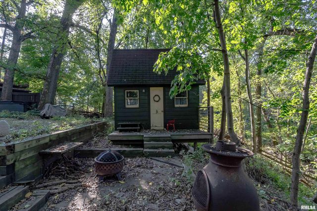 4129 7TH Avenue, Moline, IL 61265