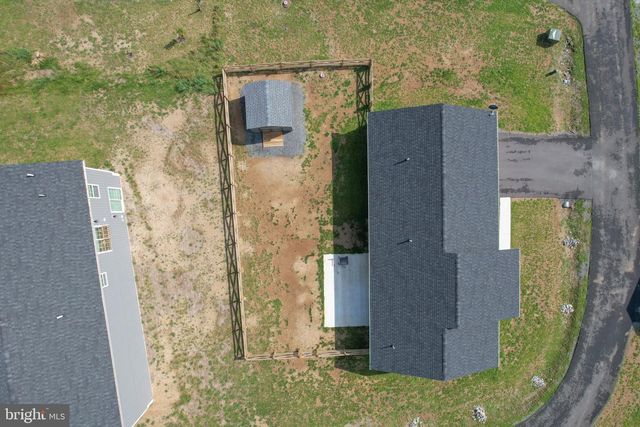 147 GREG DR, Berkeley Springs, WV 25411