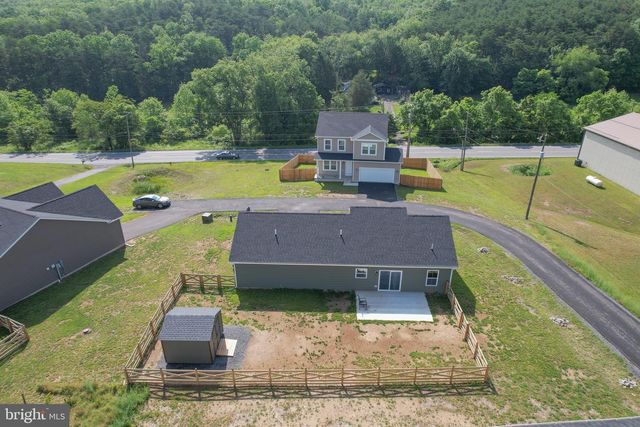 147 GREG DR, Berkeley Springs, WV 25411