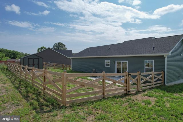 147 GREG DR, Berkeley Springs, WV 25411