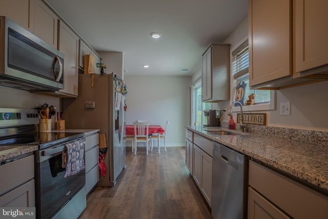 147 GREG DR, Berkeley Springs, WV 25411