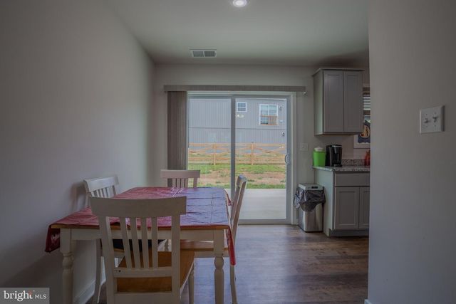 147 GREG DR, Berkeley Springs, WV 25411