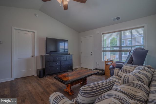 147 GREG DR, Berkeley Springs, WV 25411