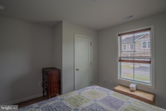 147 GREG DR, Berkeley Springs, WV 25411