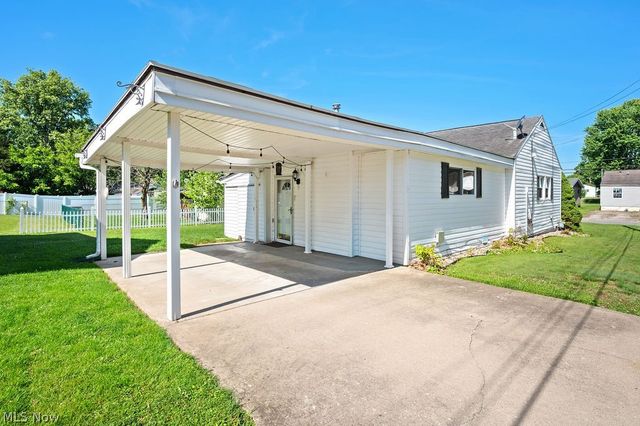 4398 Packard Street, Parkersburg, WV 26104