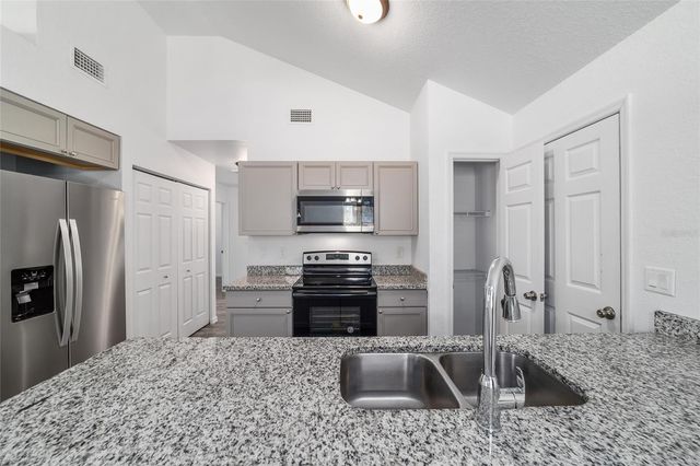 15310 SW 40TH PLACE ROAD, Ocala, FL 34481