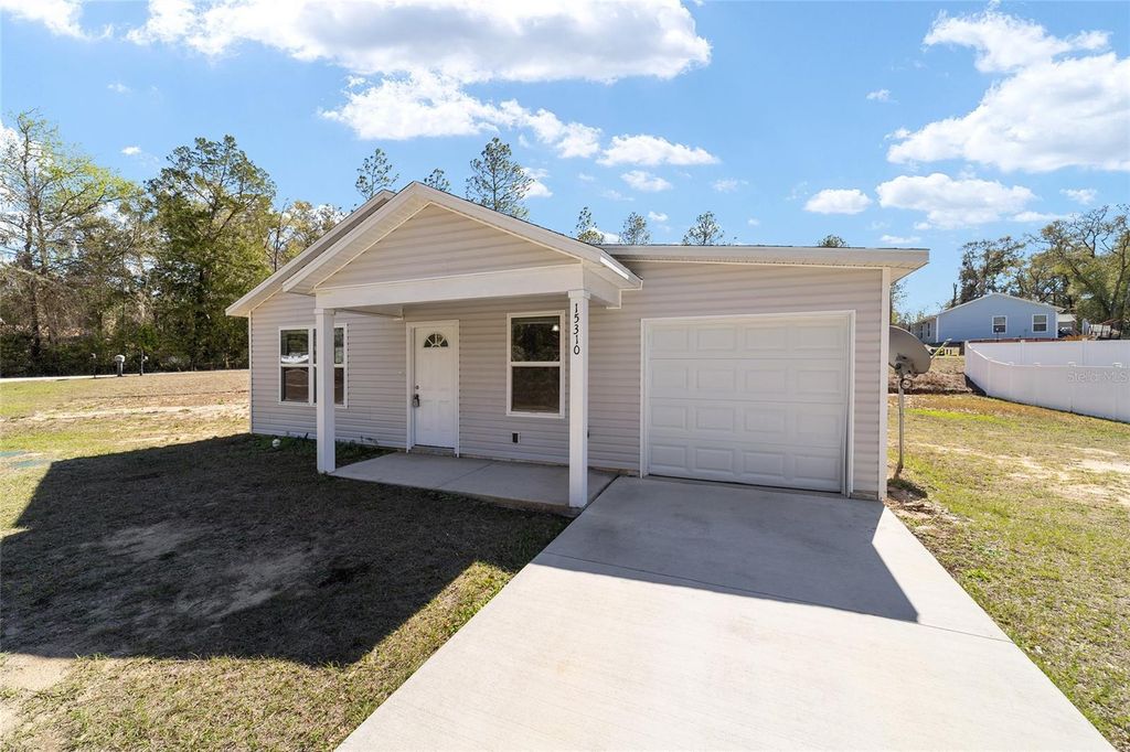 Image 2 of property listing at 15310 SW 40TH PLACE ROAD, Ocala, FL 34481