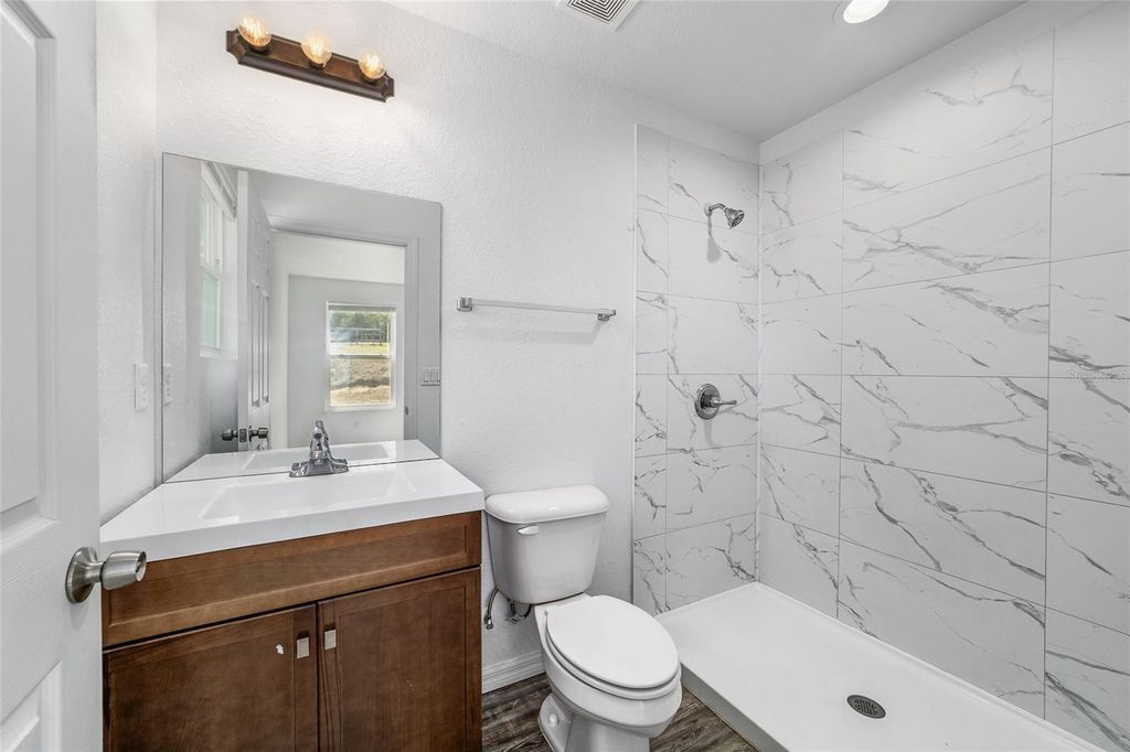 Image 28 of property listing at 15310 SW 40TH PLACE ROAD, Ocala, FL 34481