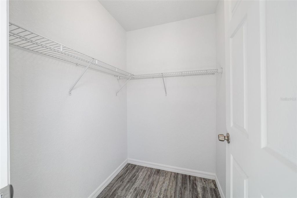 Image 29 of property listing at 15310 SW 40TH PLACE ROAD, Ocala, FL 34481