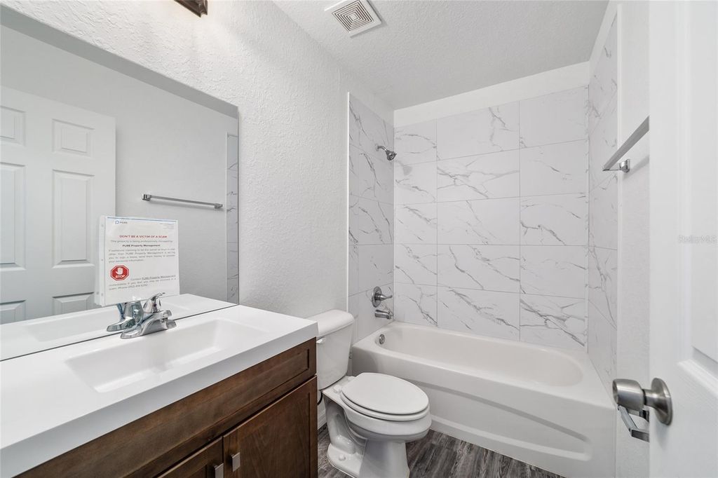 Image 34 of property listing at 15310 SW 40TH PLACE ROAD, Ocala, FL 34481