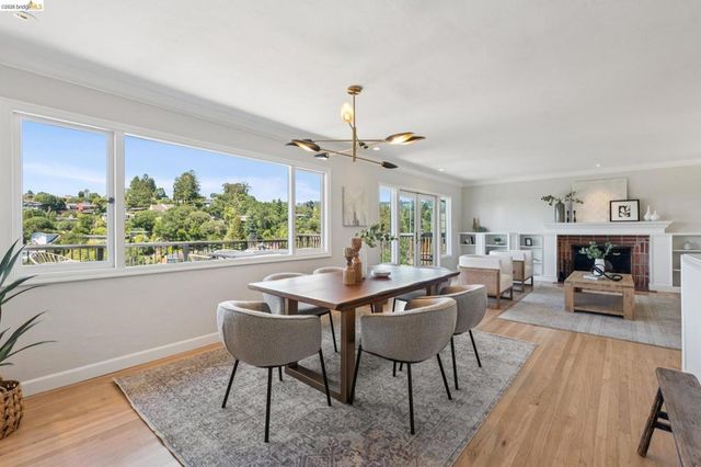 453 Scenic Ave, Piedmont, CA 94611