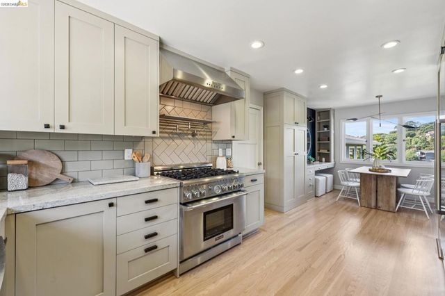 453 Scenic Ave, Piedmont, CA 94611