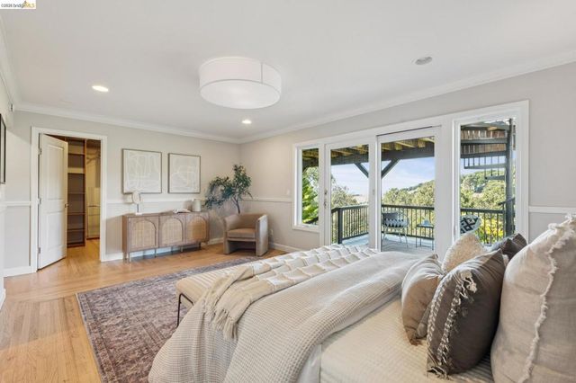 453 Scenic Ave, Piedmont, CA 94611