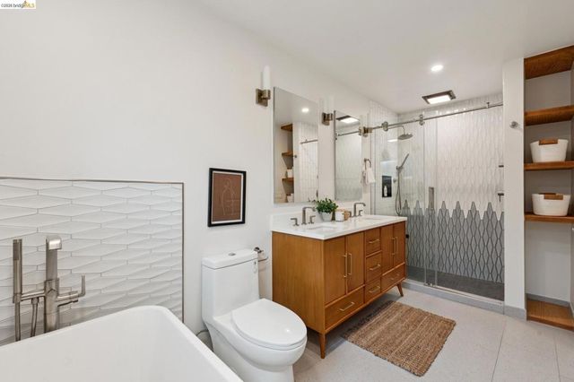 453 Scenic Ave, Piedmont, CA 94611