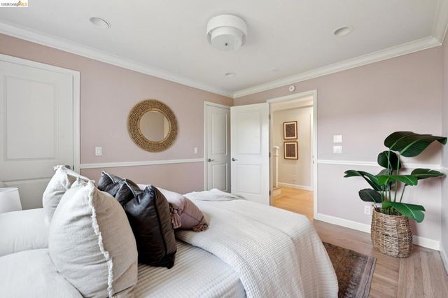 453 Scenic Ave, Piedmont, CA 94611