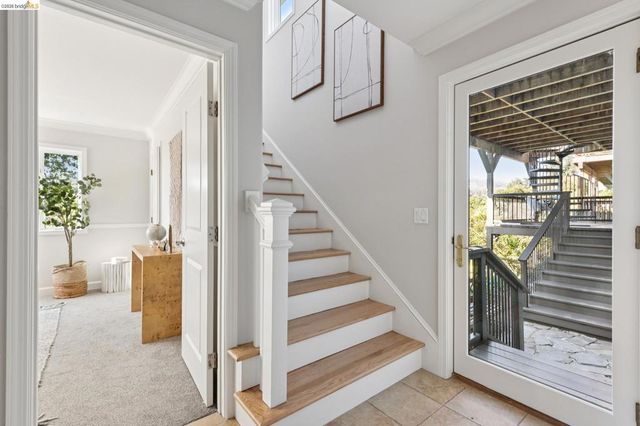 453 Scenic Ave, Piedmont, CA 94611