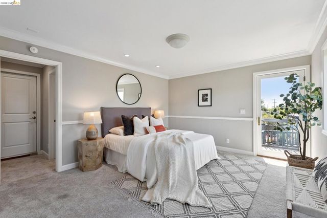 453 Scenic Ave, Piedmont, CA 94611