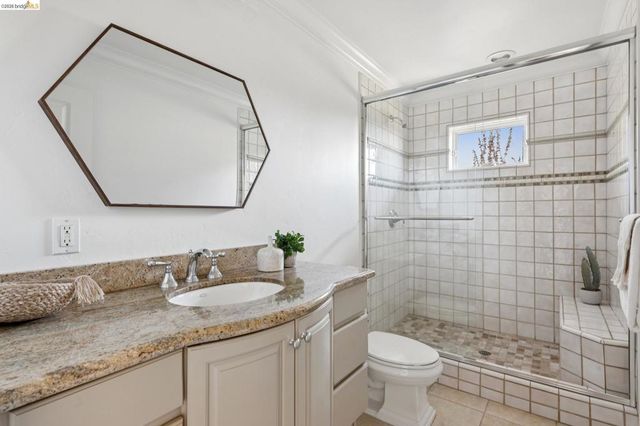 453 Scenic Ave, Piedmont, CA 94611