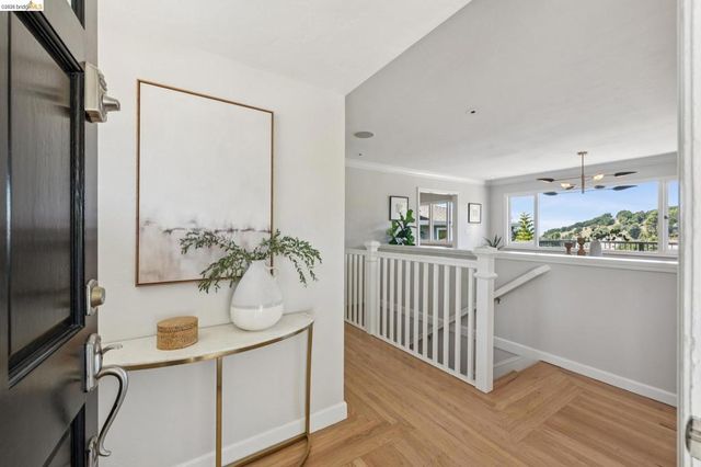 453 Scenic Ave, Piedmont, CA 94611