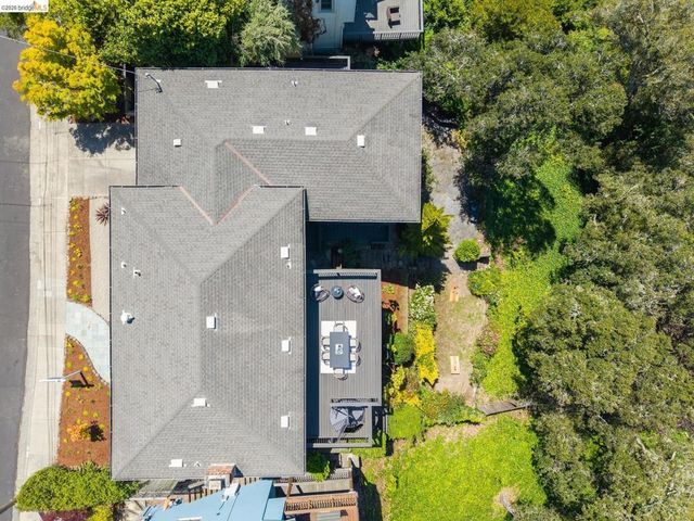 453 Scenic Ave, Piedmont, CA 94611