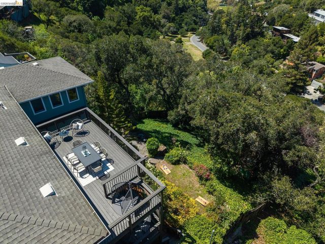 453 Scenic Ave, Piedmont, CA 94611