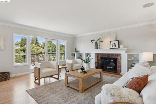 453 Scenic Ave, Piedmont, CA 94611