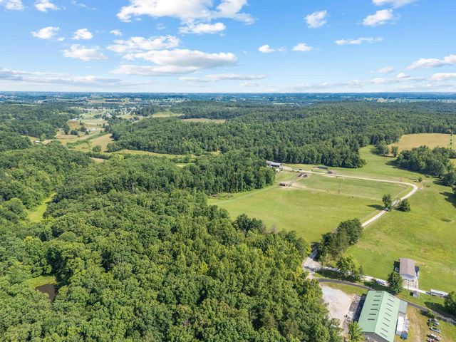 1100 Doublegate Road, Jeffersonville, KY 40337