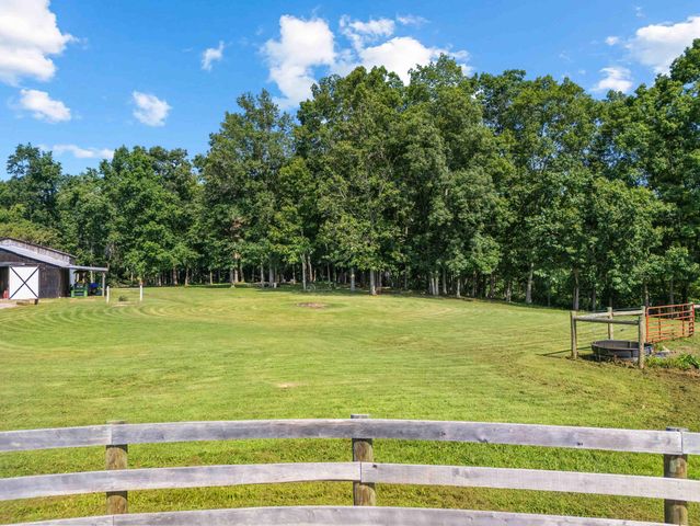 1100 Doublegate Road, Jeffersonville, KY 40337