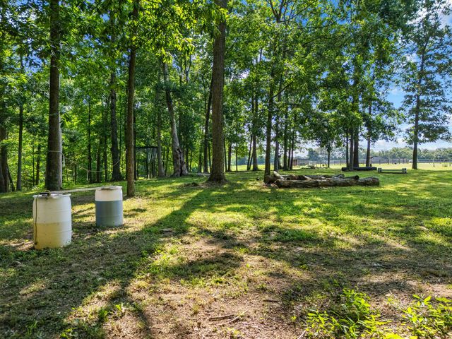 1100 Doublegate Road, Jeffersonville, KY 40337