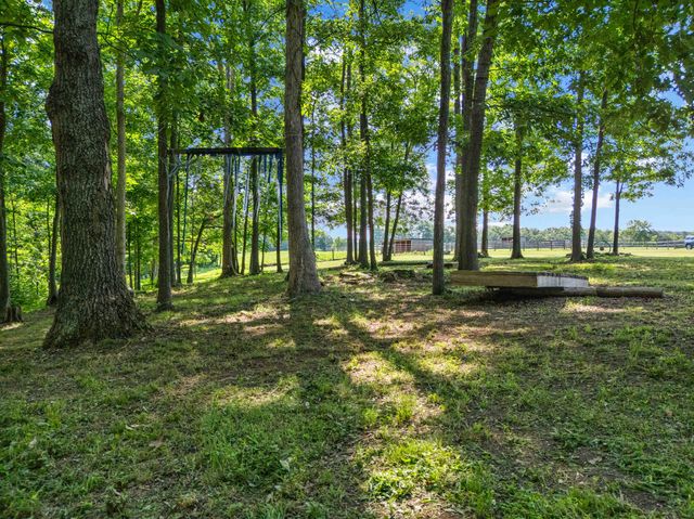 1100 Doublegate Road, Jeffersonville, KY 40337