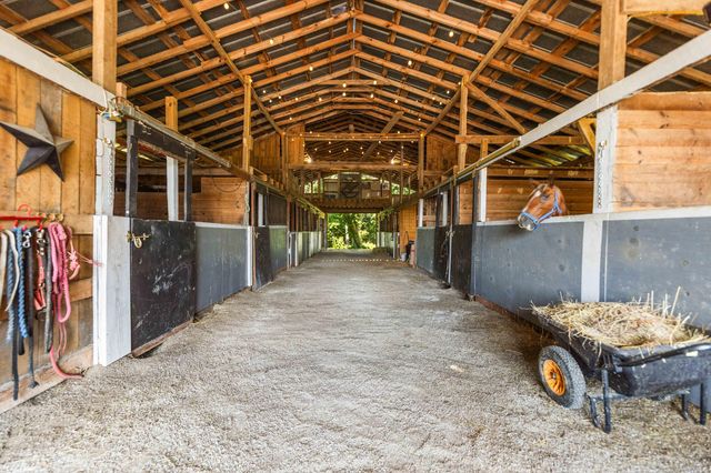 1100 Doublegate Road, Jeffersonville, KY 40337