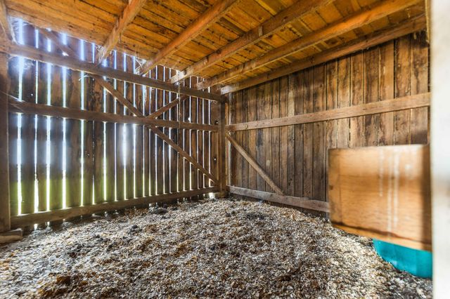 1100 Doublegate Road, Jeffersonville, KY 40337