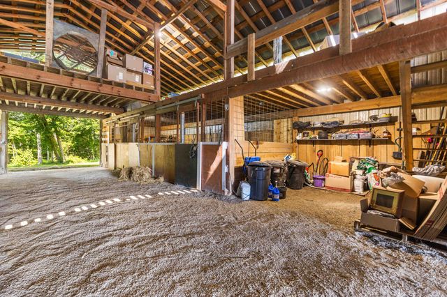 1100 Doublegate Road, Jeffersonville, KY 40337