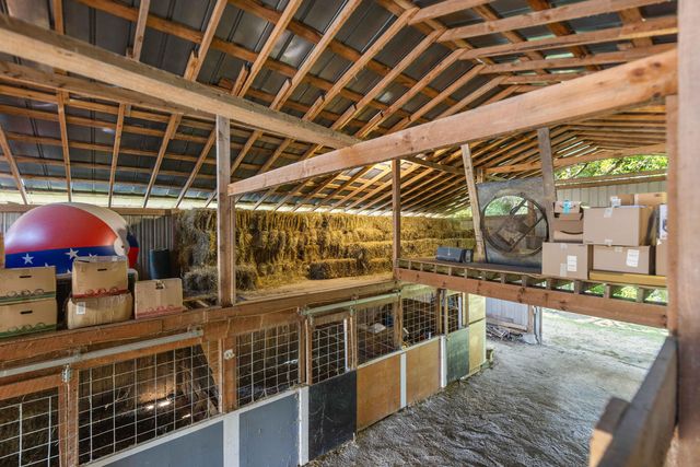 1100 Doublegate Road, Jeffersonville, KY 40337