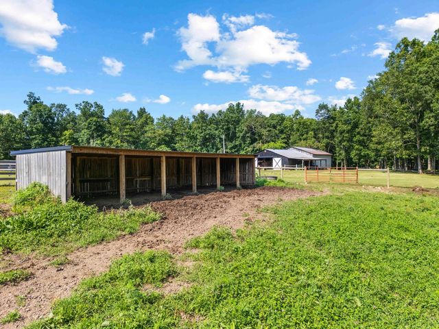 1100 Doublegate Road, Jeffersonville, KY 40337