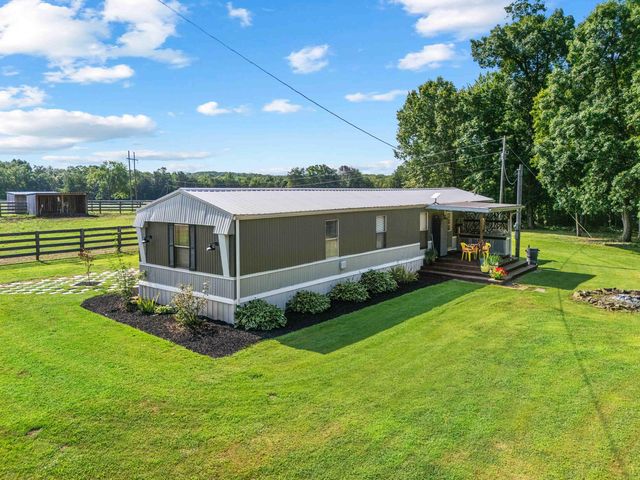 1100 Doublegate Road, Jeffersonville, KY 40337