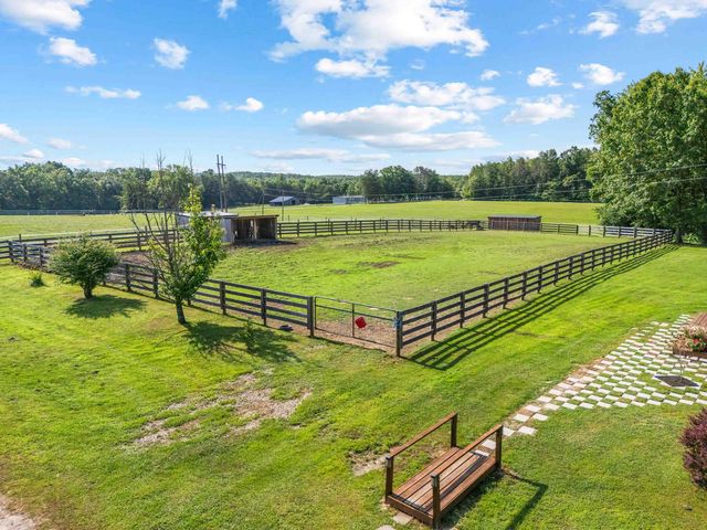 1100 Doublegate Road, Jeffersonville, KY 40337