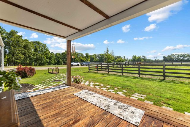 1100 Doublegate Road, Jeffersonville, KY 40337