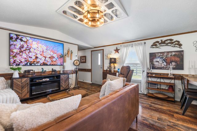 1100 Doublegate Road, Jeffersonville, KY 40337