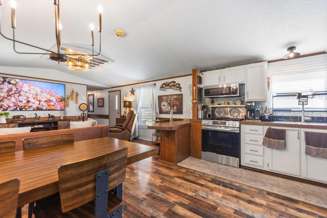 1100 Doublegate Road, Jeffersonville, KY 40337