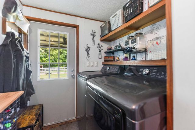 1100 Doublegate Road, Jeffersonville, KY 40337