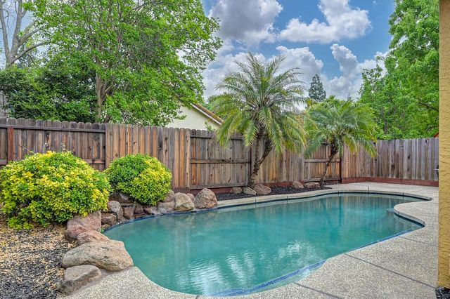 205 Pelham Ct, Roseville, CA 95747