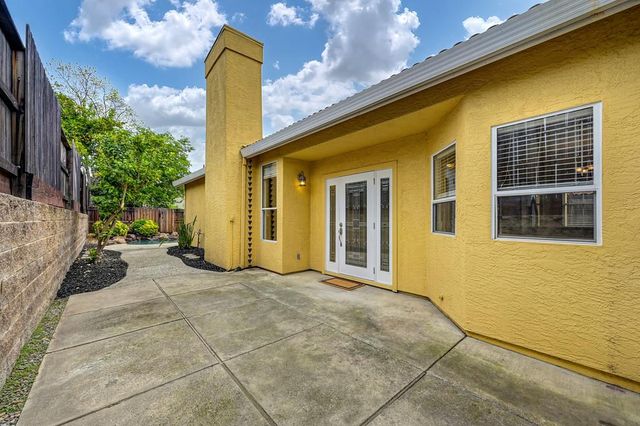 205 Pelham Ct, Roseville, CA 95747