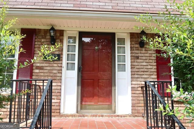 4213 Autumn Hill Drive, Stone Mountain, GA 30083