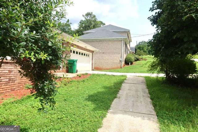 4213 Autumn Hill Drive, Stone Mountain, GA 30083
