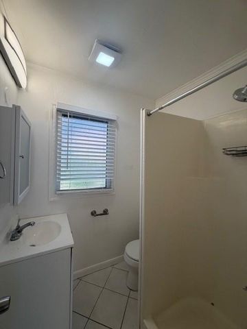 625 54th Street B, West Palm Beach, FL 33407